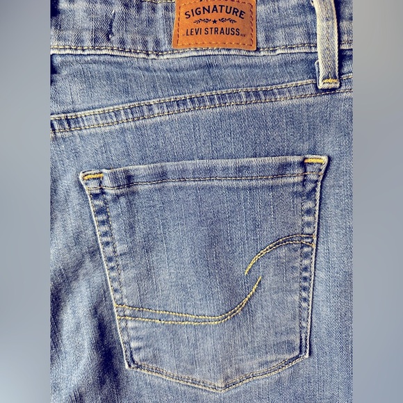 Levi Strauss Signature Mid Rise Bermuda Shorts‎ Size 27W - Picture 7 of 7